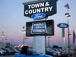 Clayton LED Signs custom lighted led pole pylon sign 300x225